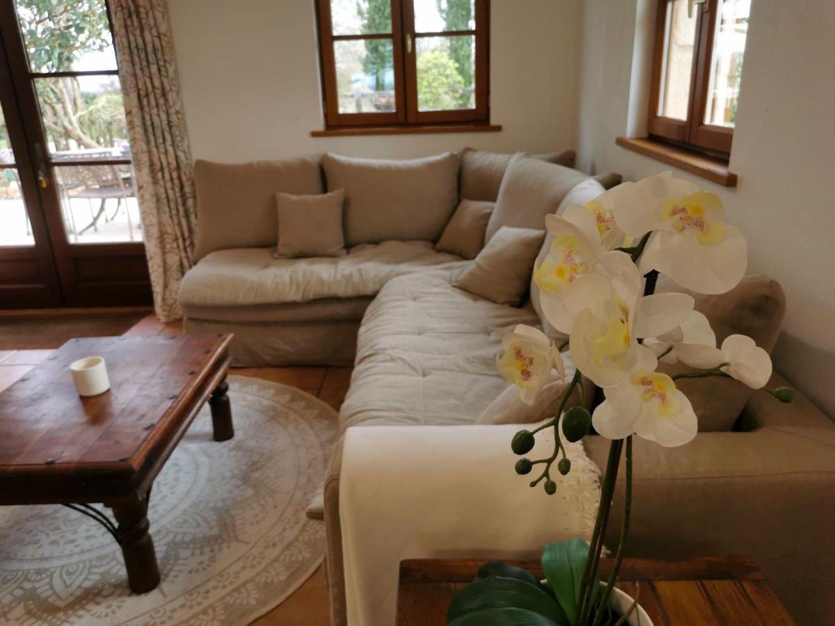 3 Self-Contained Gites With Pool And Games Room Saint-Georges-de-Noisné Exterior foto